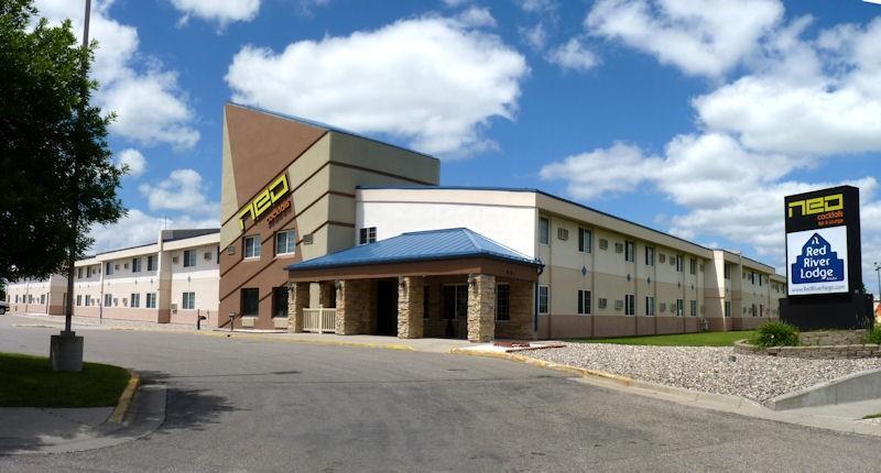 Red River Inn & Suites Fargo Extérieur photo
