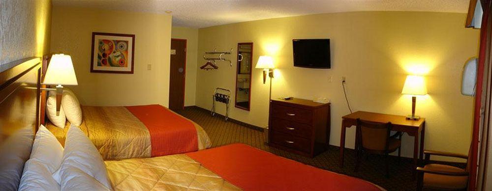 Red River Inn & Suites Fargo Extérieur photo